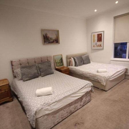 Great West Road Apartments Flat C London Eksteriør bilde