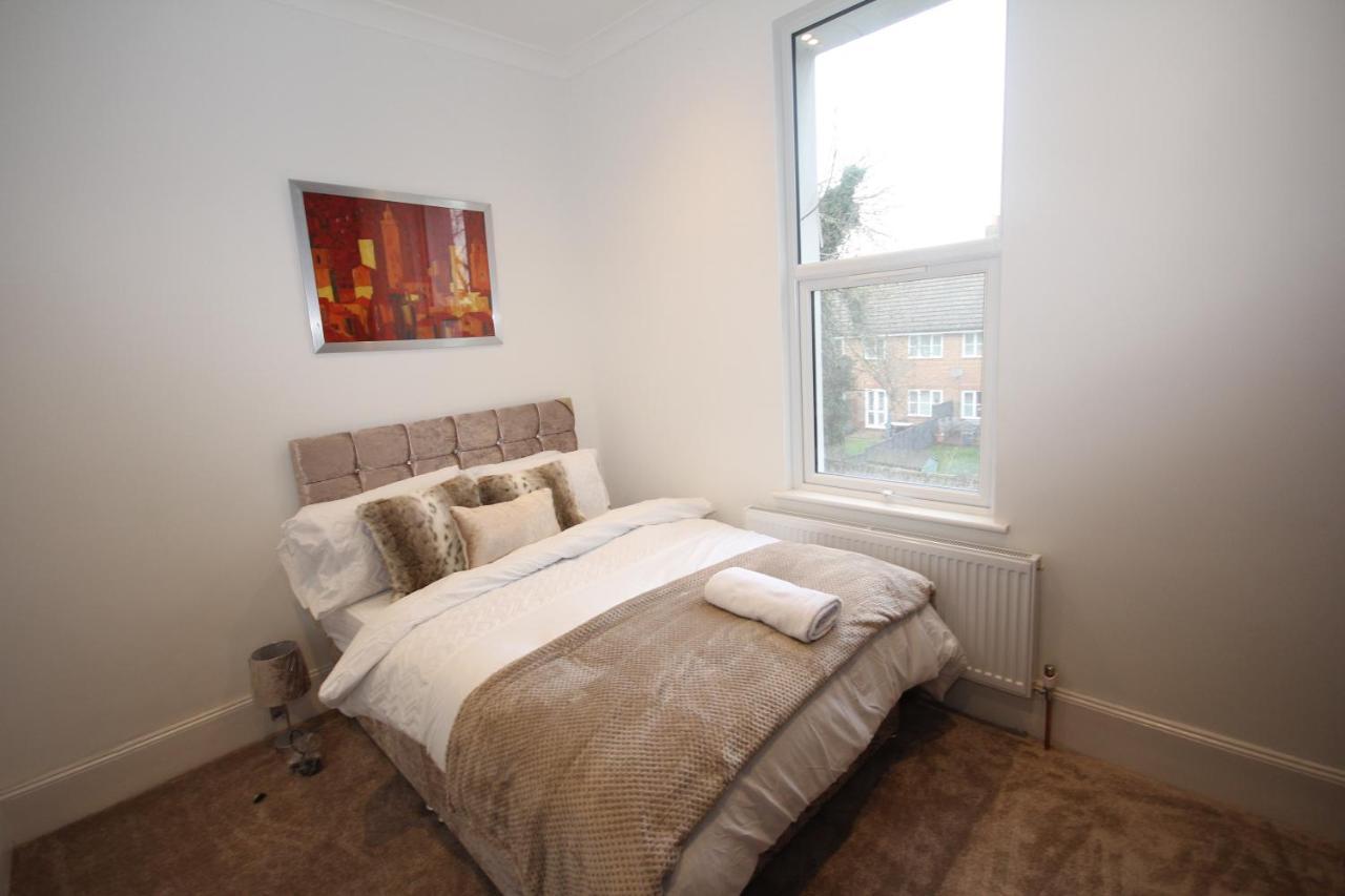 Great West Road Apartments Flat C London Eksteriør bilde
